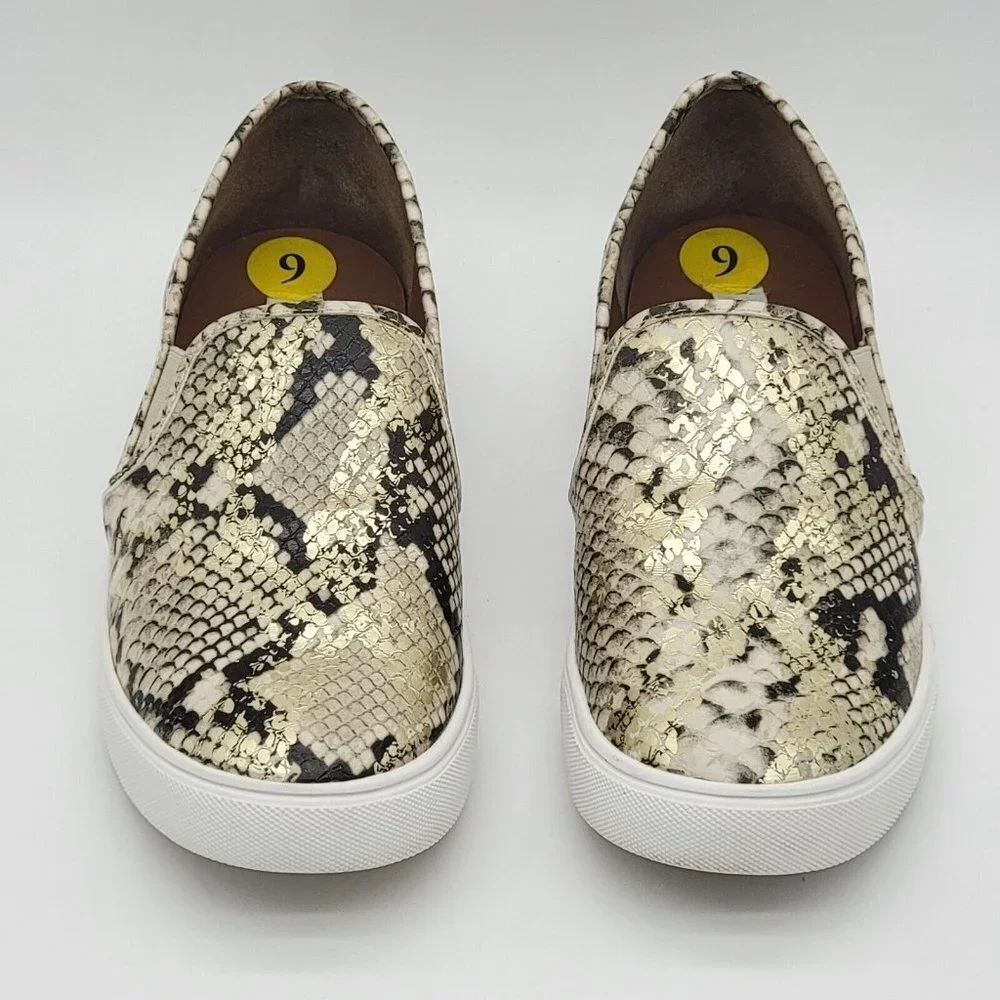 Steve Madden Safary Jungle Snakeskin Embossed Sneakers Womens 9 Slip On Gold